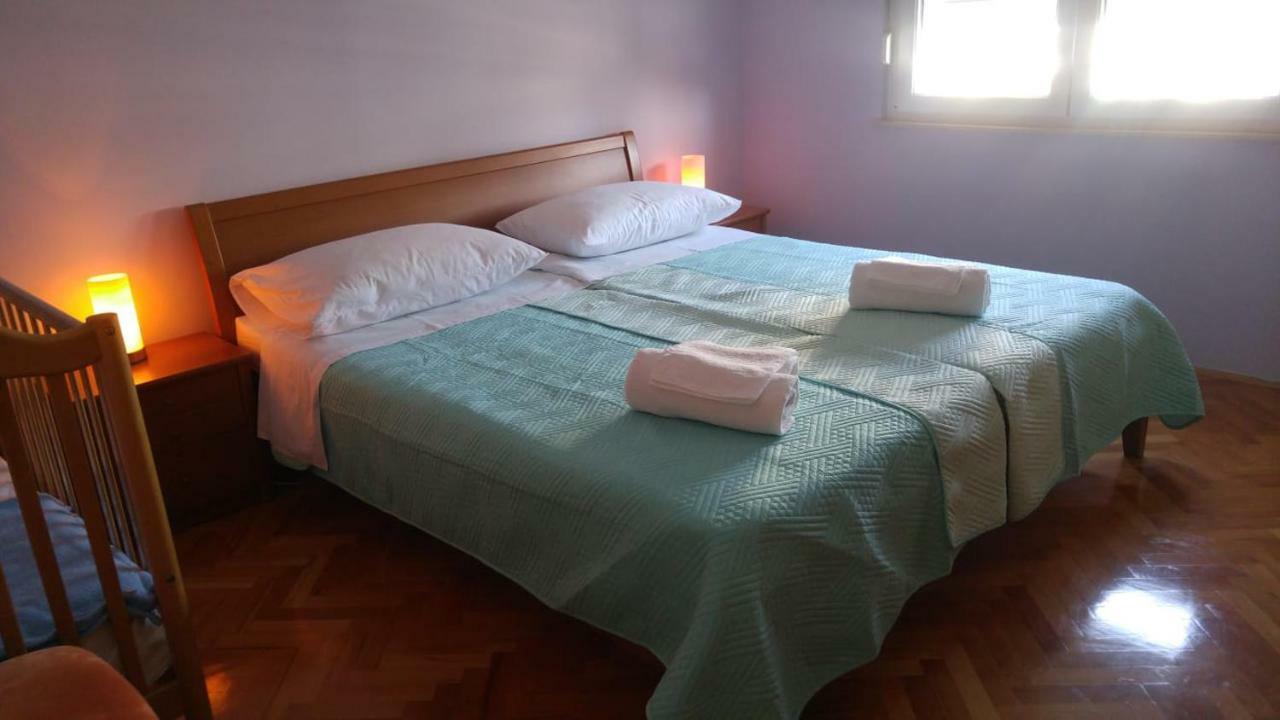 Two Bedroom Apartment Near Beach And Center Сплит Экстерьер фото